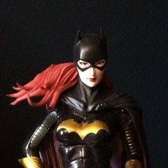 EARLY REVIEW! Batgirl ARTFX+ Statue, All Shiny and New