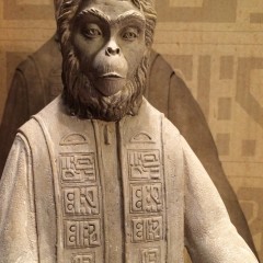 FIRST REVIEW: Planet of the Apes LAWGIVER Statue