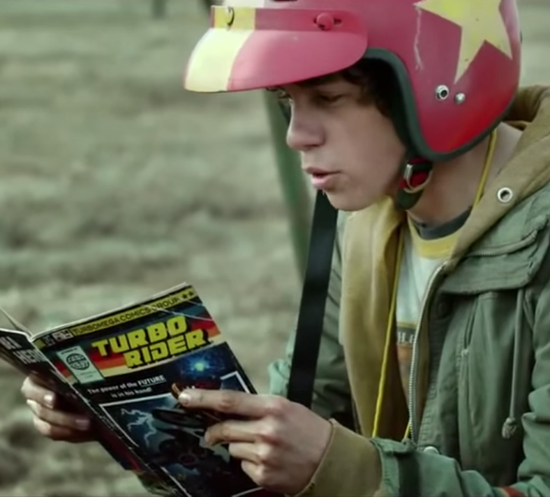 Турбо пацан. Turbo Kid 2015. Турбо пацан 2015. Turbo Kid фильм. Манро Чэмберс Turbo Kid.