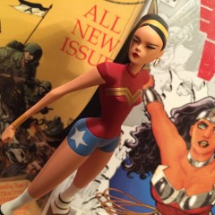 REVIEW: The Hippest WONDER WOMAN On the Shelf