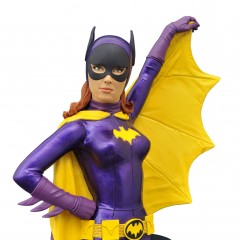 EXCLUSIVE! Behind the Scenes With the BATGIRL ’66 Bust