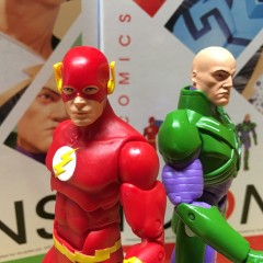 ADVANCE REVIEW: The FLASH & LUTHOR from DC’s ICONS Line