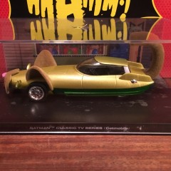 REVIEW: The Eaglemoss BATMAN ’66 CATMOBILE