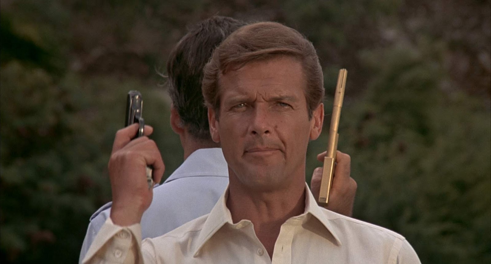 Roger Moore The Man With The Golden Gun