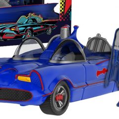FUNKO Unveils BLUE BATMOBILE For New York Comic Con