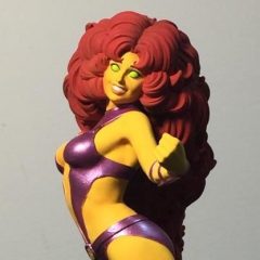 FIRST LOOK: Icon Heroes’ Soaring STARFIRE Statue