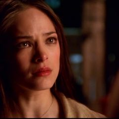 SMALLVILLE’s Kristin Kreuk Breaks Silence on Bizarre Sex Cult