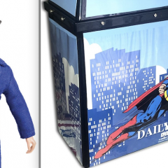 FIRST LOOK: The Grooviest DAILY PLANET Playset You’ll Ever See